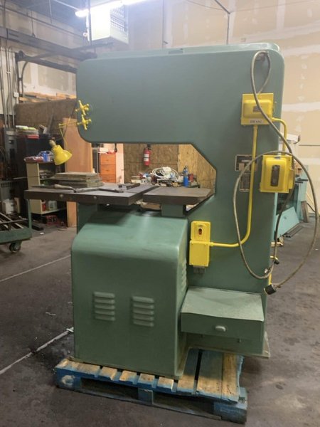 Do-All V36 Vertical Saw, 2014 – Additional Blades Guides