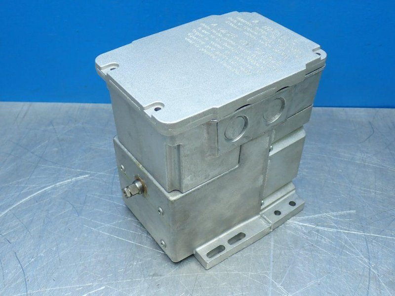 HONEYWELL MODUTROL IV MOTOR UNIT  -  M9484F1007