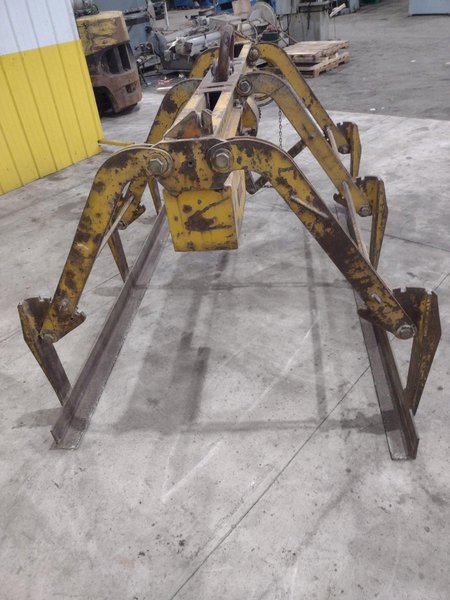 10,000 LBS X 96" CF ADJUSTABLE PLATE &amp; SHEET LIFTER: STOCK #22326