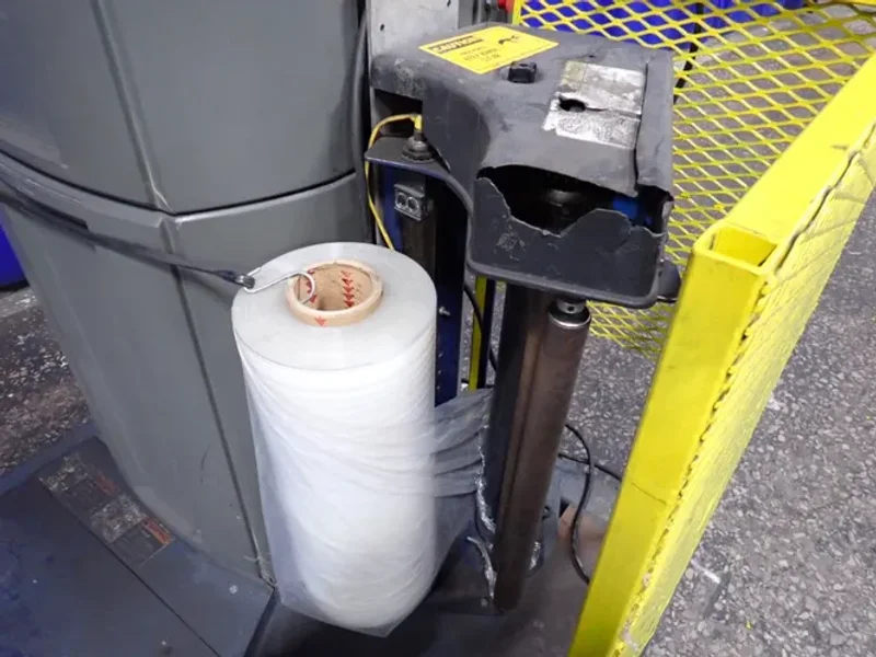 LANTECH INC 47" STRETCH WRAPPING MACHINE  -  Q200