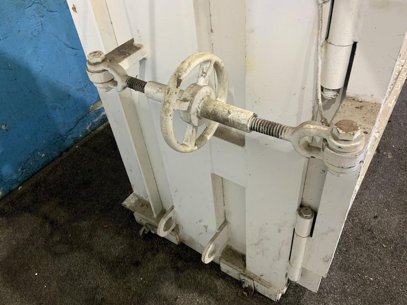 60" X 30" X 48"ADVANCE LIFTS BALER: STOCK #76483