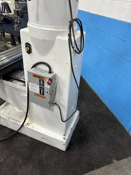 2HP BRIDGEPORT MANUAL MILL WITH DRO: STOCK #77459