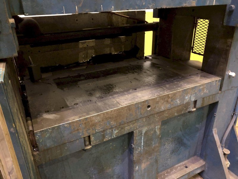 125 TON FEDERAL MODEL S2-125-48-30 STRAIGHT SIDE SSDC STAMPING PRESS, 6&quot; STROKE: STOCK 16276