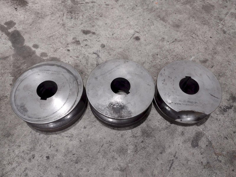 2&quot; x 2&quot; x 3/8&quot; TAURING MODEL #SAF DS60 HYDRAULIC ANGLE ROLL, 20003: STOCK #22814