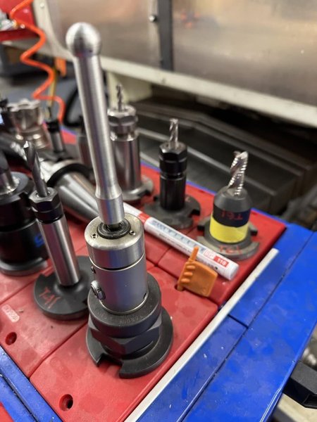 Millport Red Rhino CNC Knee Mill, 2006 – Troyke 5-Axis Rotary, Centroid M400 CNC Controller