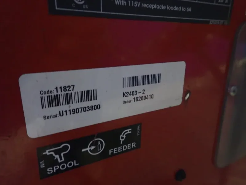 LINCOLN ELECTRIC 350 A WELDER   -  POWER MIG 350MP