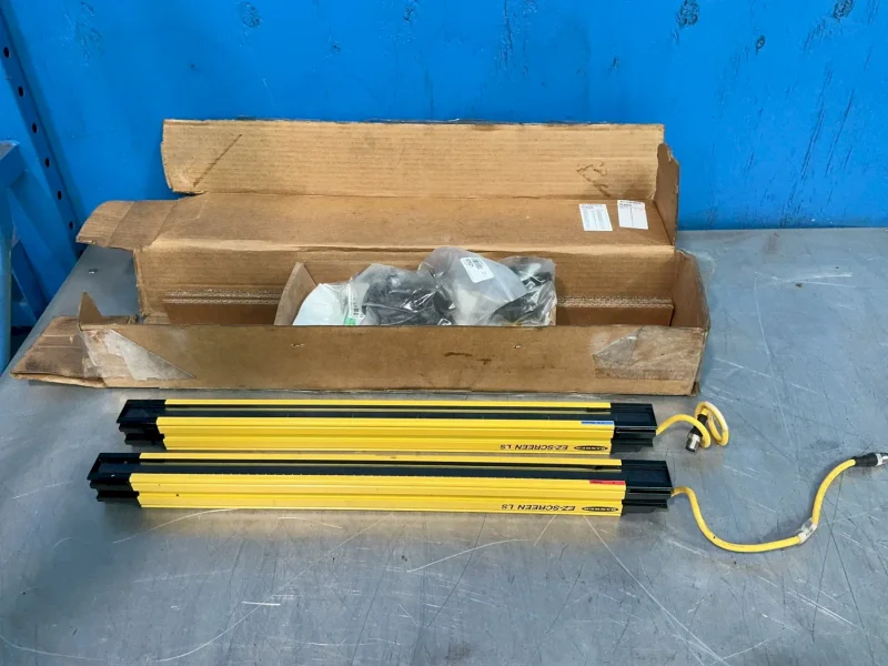 BANNER SAFETY LIGHT CURTAIN KIT  -  SLLP40-560-P88