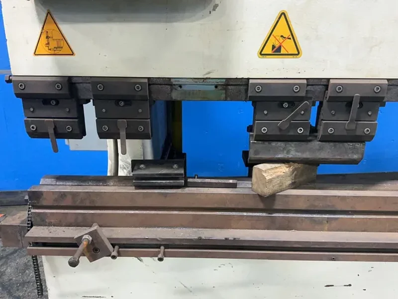 Ermak 12’ X 220 Ton CNC Press Brake - CNChap 12x220