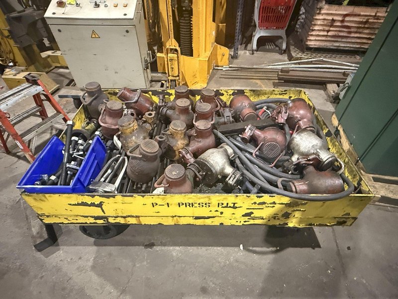 (4) 50 TON DUFF NORTON MODEL #5010-C RATCHET JACKS, 4.5” LIFT: YOBRO #24201