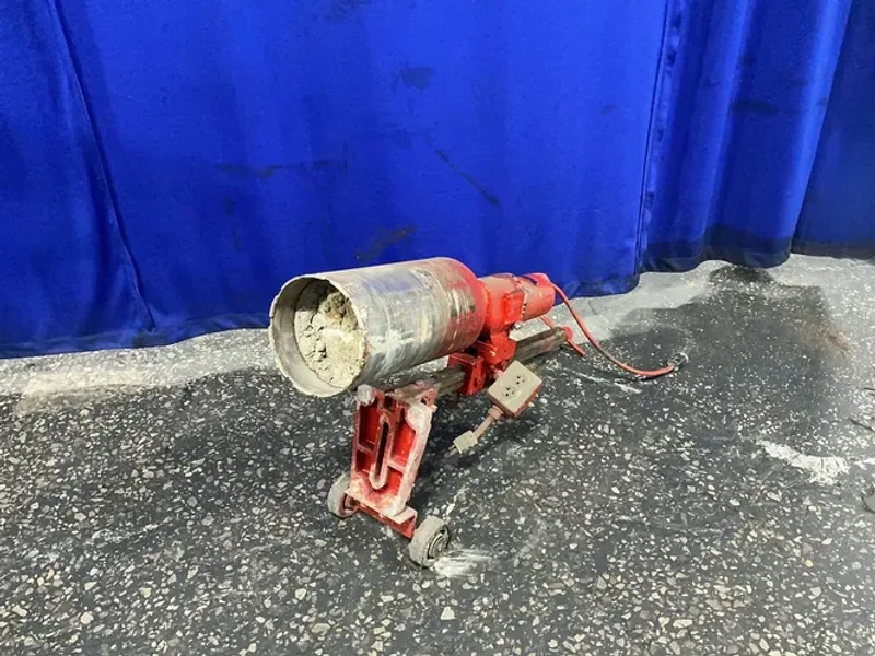 MILWAUKEE 5” CORE DRILL  -  DYMODRILL