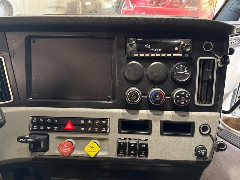 2023 Freightliner Cascadia 3AKJHHDR2PSNC6295