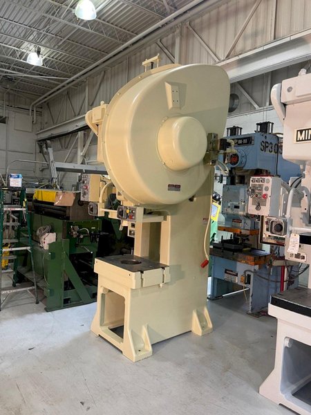 60 ton Minster #6SS OBS Flywheel Press, New 1995