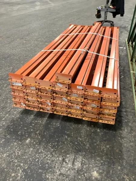 42" x 144" PALLET RACKING  -  TEARDROP