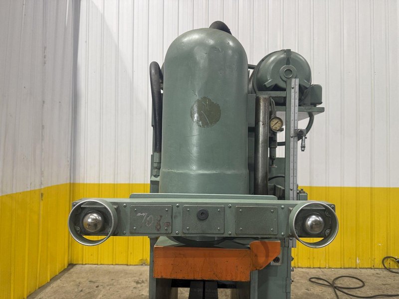 75 TON PACIFIC MODEL #75PF PRESSFORMER HYDRAULIC PRESS 10" STROKE: YOBRO #25330
