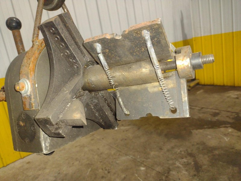 H&amp;S TOOL SMALL FIELD PIPE BEVELING MACHINE: YOBRO #24079