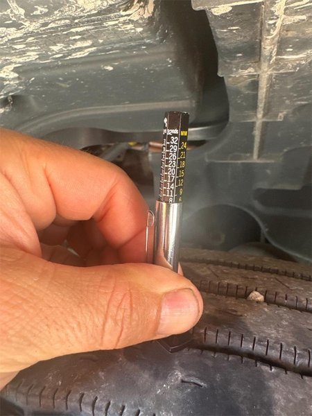 2020 Freightliner Cascadia 126 LC1675