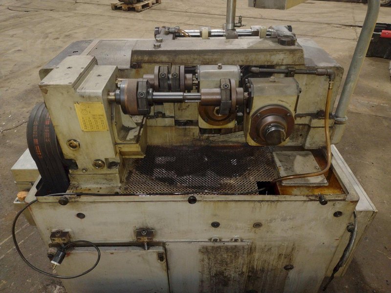 16 TON NISSEI MODEL #FA16 2-DIE INFEED THREAD ROLLER : STOCK #19733