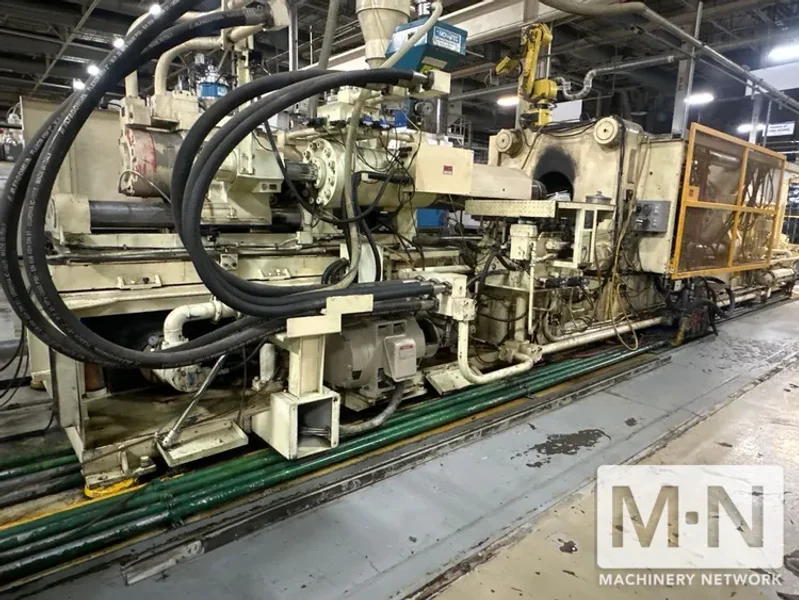 937 Ton 162.26 Oz Goldstar IDE850EN Injection Molding Machine, 1994