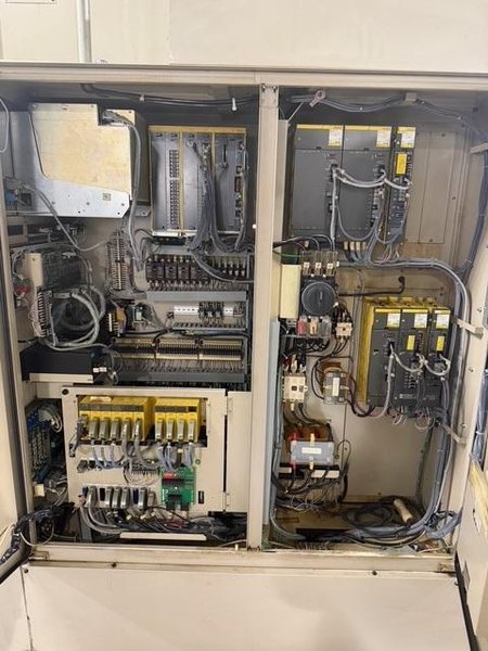 Mitsui Seiki HU63A HMC, 2007 – Full 4th-Axis, Through Spindle Coolant