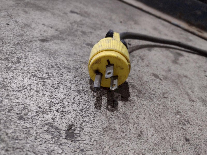 6,000 LB PANDJIRIS MODEL PIPER 3 TANK TURNING ROLLS, DRIVE &amp; IDLERS, 110V : YOBRO 24750