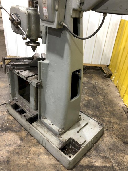 24" CINCINNATI BICKFORD SUPER SERVICE SINGLE SPINDLE DRILL PRESS: STOCK #19163