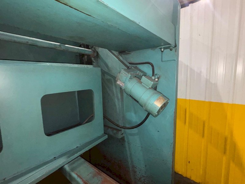 12' X 3/8" ALLSTEEL MODEL #3/8-12 HYDRAULIC POWER SHEAR WITH BACK GAUGE: YOBRO #24250