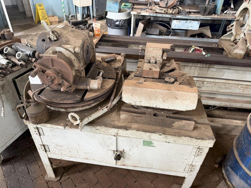 KEARNEY &amp; TRECKER NO.4 UNIVERSAL MILL. STOCK #0772726