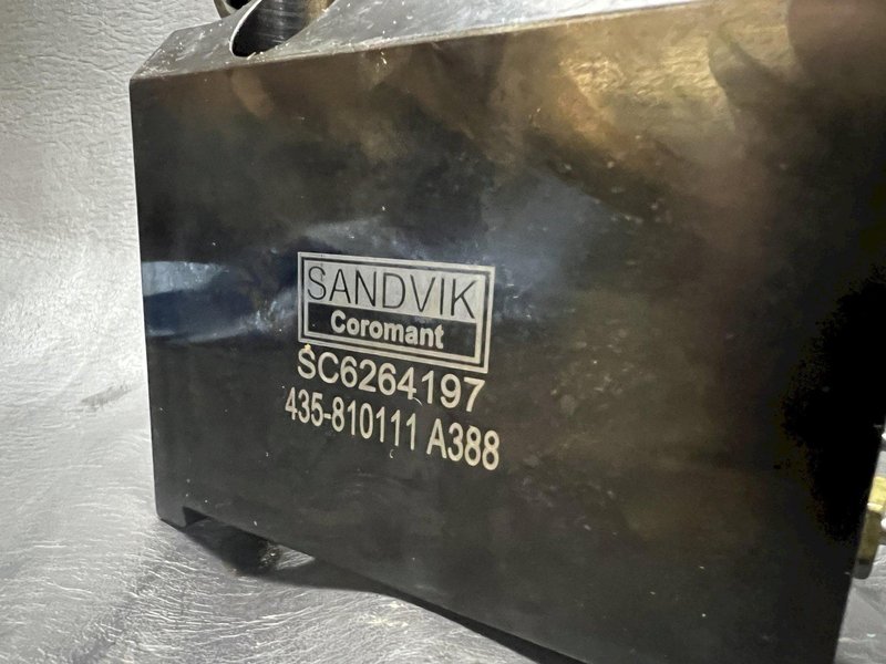 Brand New Sandvik Coromant 435-810111 CNC Boring Bar Holder BMT65 2" &amp; 1.5" Bore