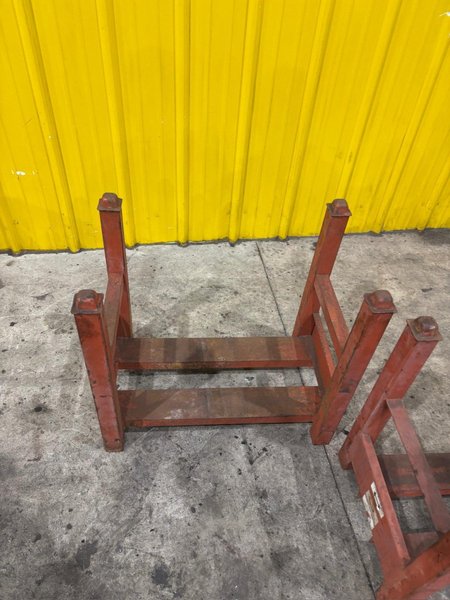 (24) 7,500 LBS MECO SSR4 STOCK RACKS: YOBRO #24449