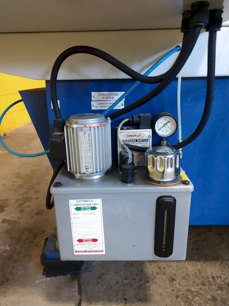 2016 EXCEL SUPER-FINISHER MODEL #XLR-SFM-100-S GRINDER WITH UDLY SLUDGE MASTER COOLANT SYSTEM: STOCK #11863