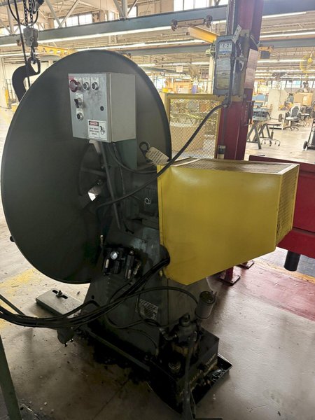4,000 LBS X 18” LITTELL MODEL 40-18 COIL REEL UNCOILER: YOBRO #26030