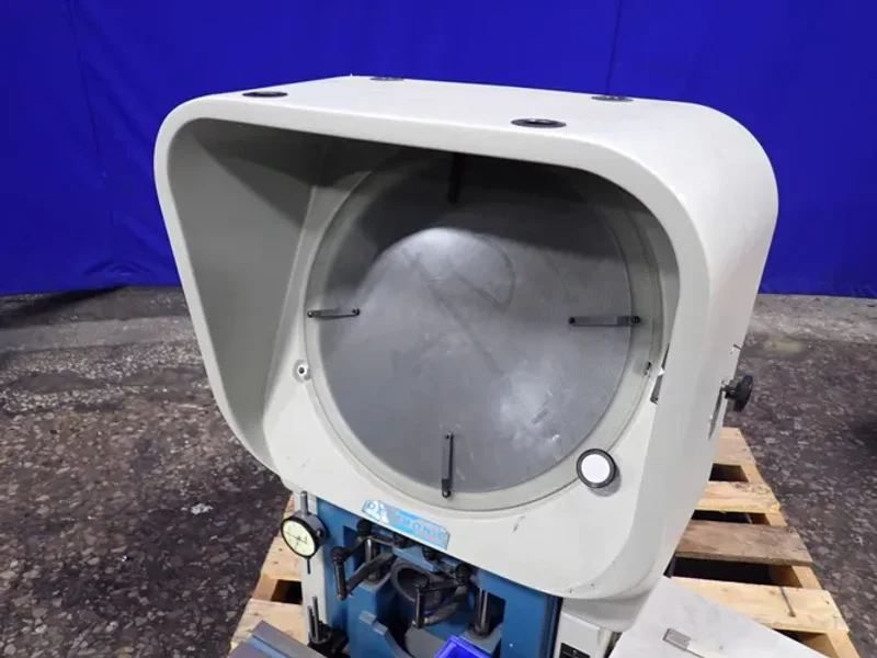 DELTRONIC 14" OPTICAL COMPARATOR   -  DH14-I
