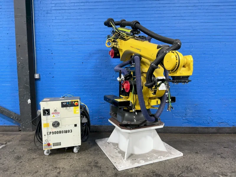 FANUC ROBOT  -  R-2000IC 210L