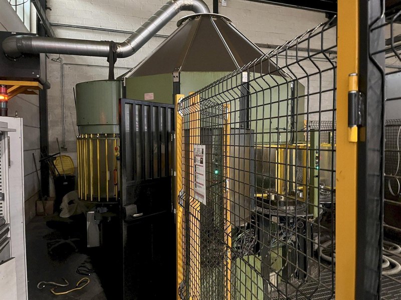 Staubli - RX170 HSM Drilling / Milling robot