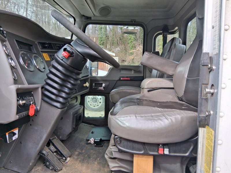 Kenworth T270 Vacuum Truck, 2012 – Paccar PX-6 280HP | Allison Auto | 2,500 Gal Tank | NVE 607 380 CFM