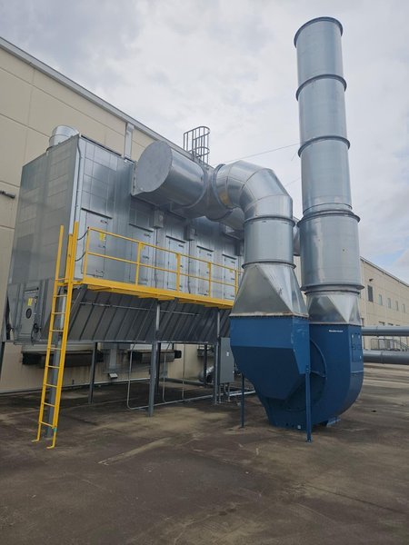 Nederman LBR-C SmartFilter Industrial Baghouse Dust Collector, 2023 – IIoT Controls, Reverse-Air Cleaning &amp; Chain Conveyor