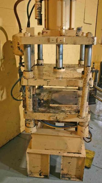 5 TON DANLY PNEUMATIC 4-POST PRESS: STOCK #50522