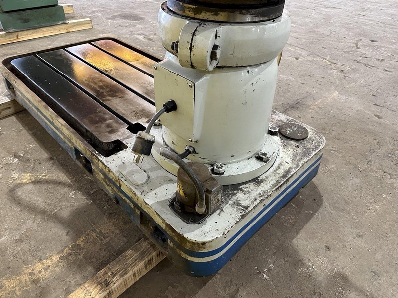 3&#039; X 11&quot; ACRA MODEL #FRD-1100 RADIAL DRILL: STOCK #19811