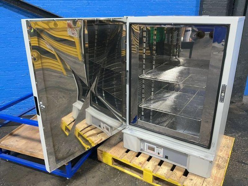 DESPATCH 500F OVEN  -  LAC2-12-7