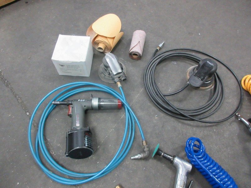 Pneumatic Air Tools with Air Hoses- Auction Item