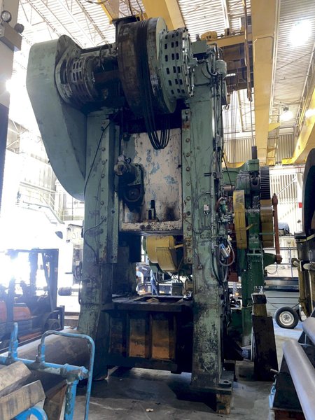 600 TON ERIE S1-600-42-48 STRAIGHT SIDE SSSC TRIM PRESS WITH 14" STROKE: STOCK 14809