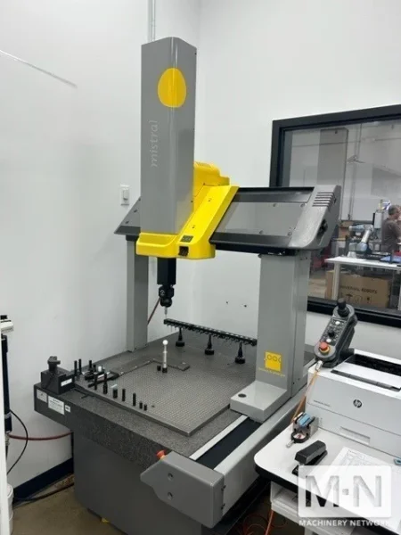 Brown &amp; Sharpe Mistral 775 DCC CMM