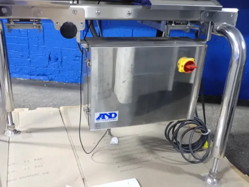 AND 40" X 12" CHECK WEIGHER  -  AD-4961-6K-3050