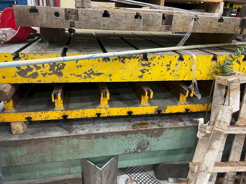 180&quot; x 108&quot; x 17.5&quot; T-Slotted Rolling Bolster