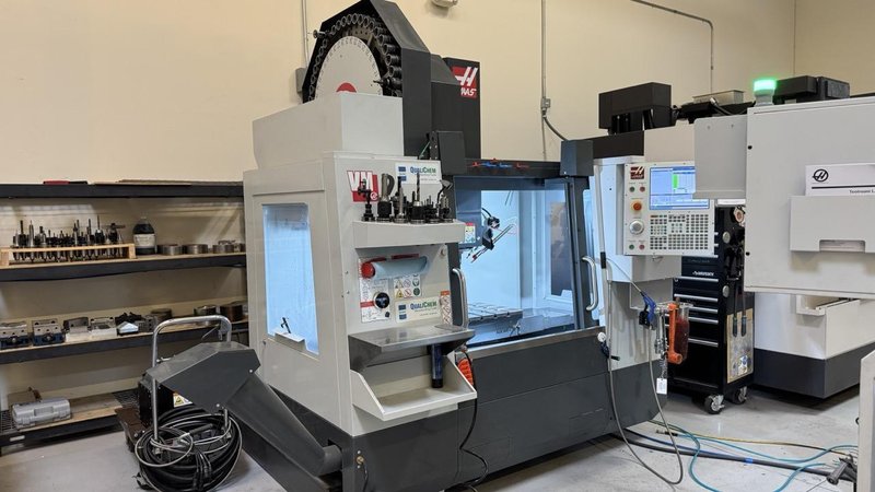 Haas VM-2 5-Axis VMC, 2021 – TRT210 5th Axis Rotary Table, 15K RPM, 1,000 PSI TSC, WIPS, 50 ATC