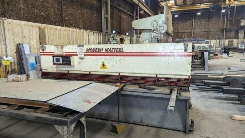 10&#039; X 1/4&quot; MASTEEL MSH-10250 HYDRAULIC SHEAR. STOCK #1005825