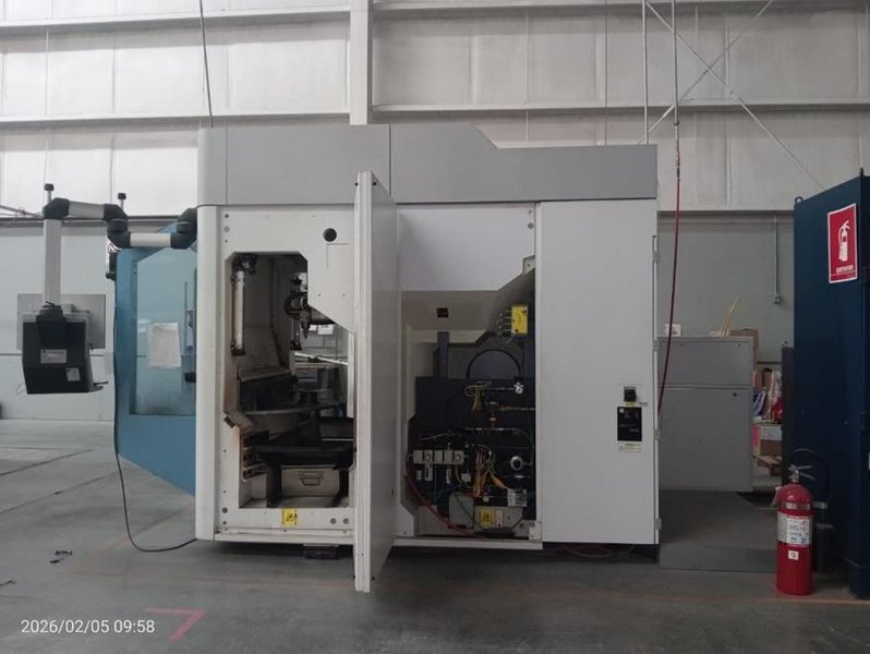 2000 Watt Trumpf TruLaser Cell 3000 3D Fiber Laser, 2017 – 5-Axis, Rotary Table, Dust Collector, 2 of 2