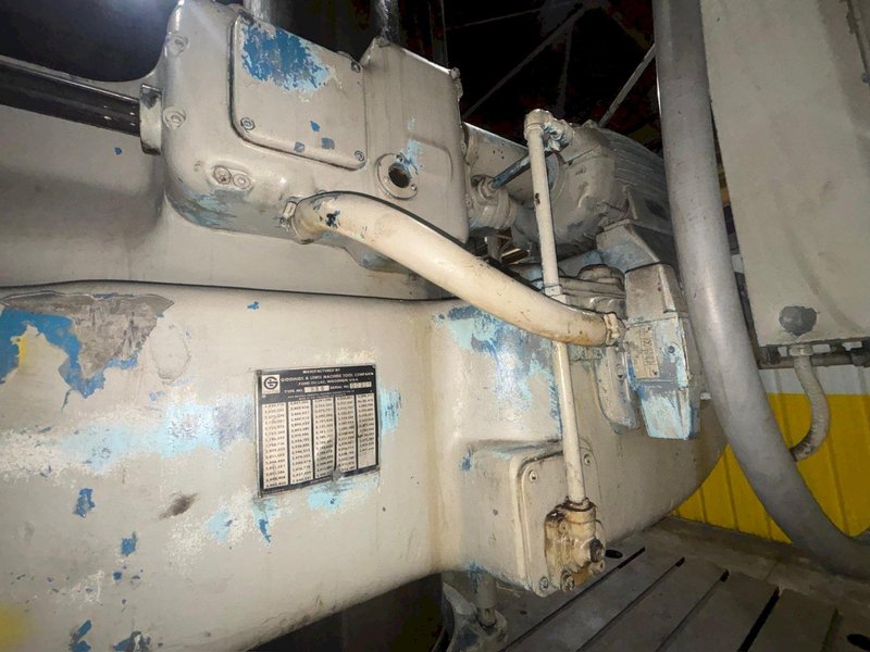 8&#039; ARM x 19&quot; GIDDINGS &amp; LEWIS MODEL #956-CHIPMASTER RADIAL ARM DRILL ON 360° T-SLOTTED BASE: STOCK #23539