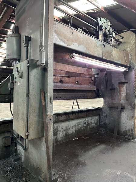 CINCINNATI #400H-10 HYDRAULIC PRESS BRAKE
