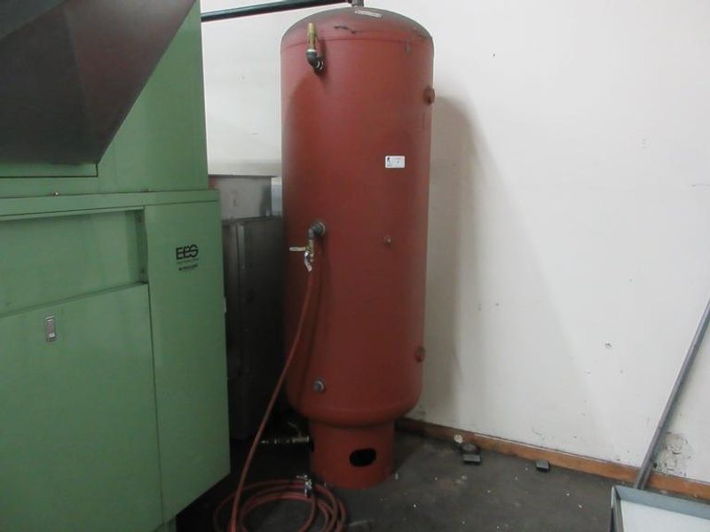 Upright Air Tank, 240 Gallon - Auction Item